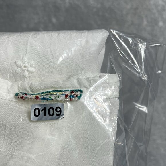 Johnny Was Top Womens Top Medium White Blouse Tunic Embroidered Lacework Boho - Picture 10 of 12